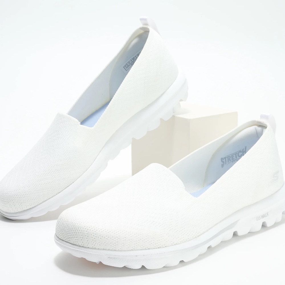 Skechers GOwalk Crystal View Classic Washable Slip Ons